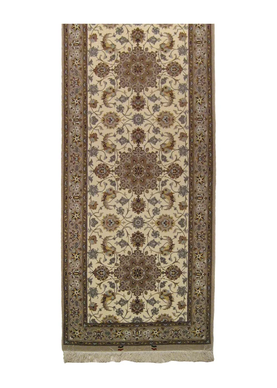 Persian Rug Isfahan Handmade Runner Traditional 2'2"x6'7" (2x7) Whites/Beige Red Floral Design #A18170