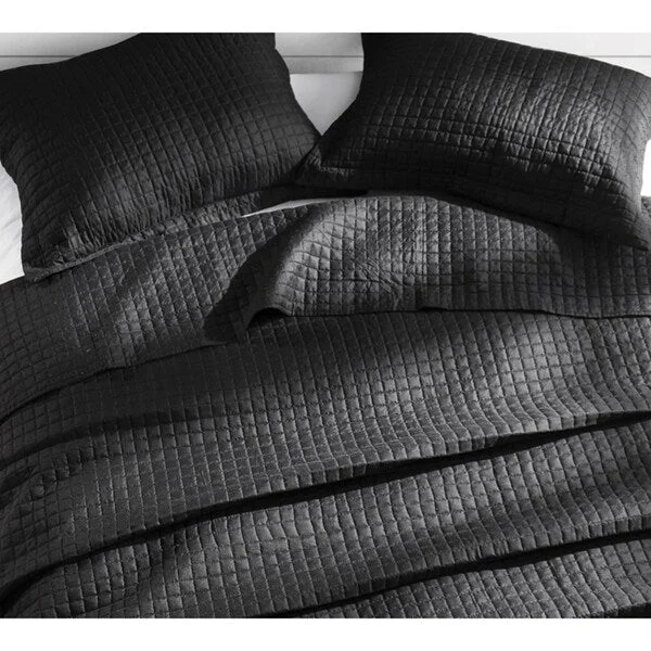 BYB Classic Supersoft Pre-Washed Cotton Quilt Set - Black