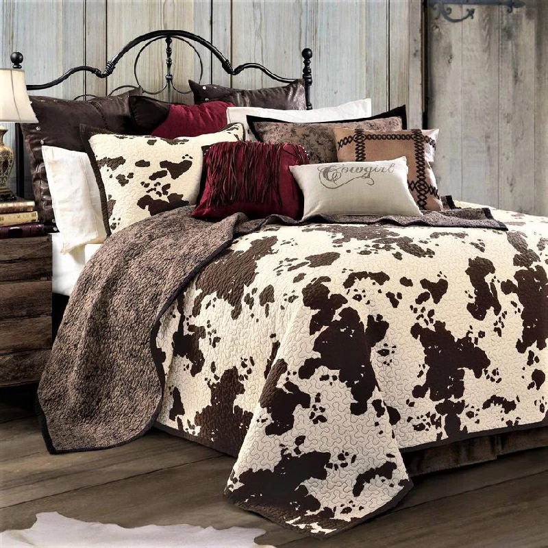 Reversible Cow Print Quilt Set