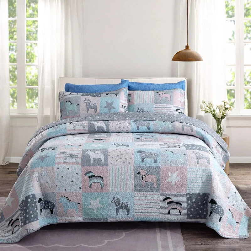 S&S Printed Ponies Reversible 100% Cotton Quilt Set