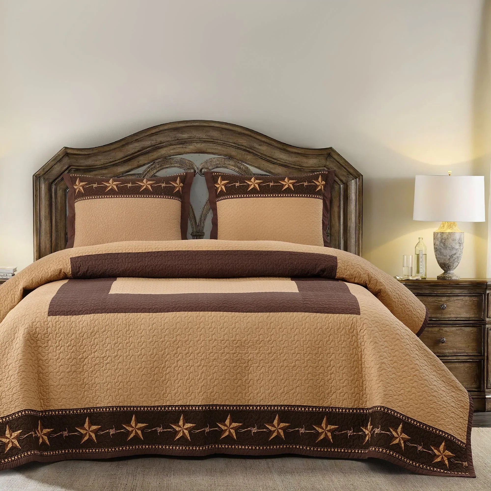 Star Ranch Reversible Quilt Set