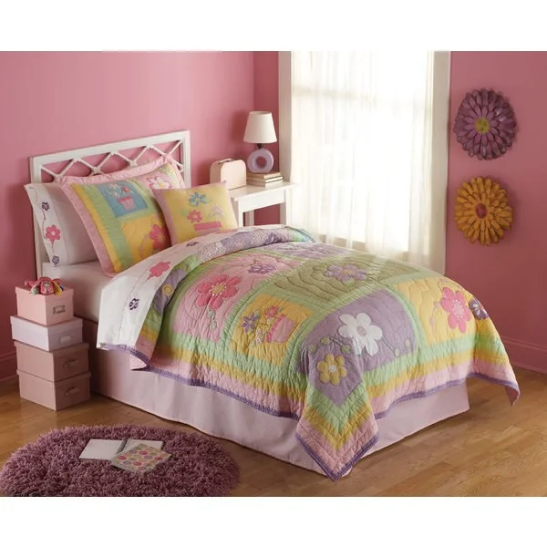 Sweet Helen Applique 3-piece Quilt Set