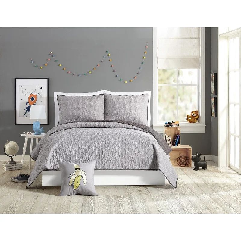 Urban Playground Coty Grey Quilt Set