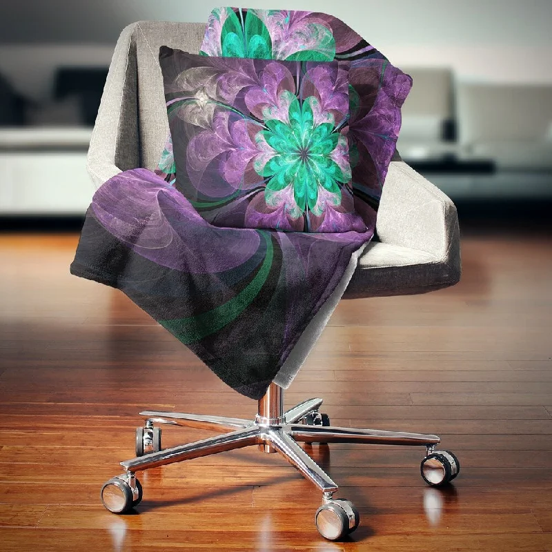 Designart 'Glittering Purple Green Fractal Flower' Floral Throw Blanket