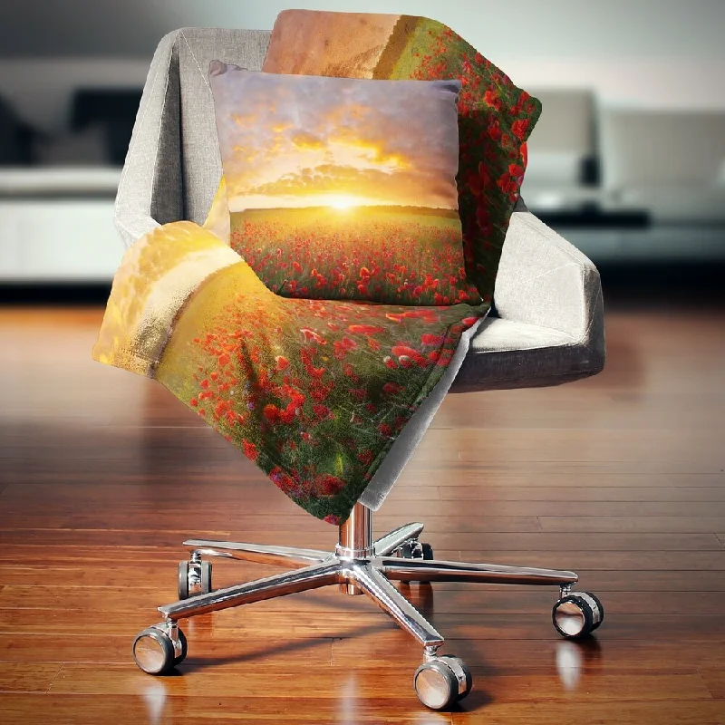 Designart 'Poppy Field under Bright Sunset' Landscape Fleece Throw Blanket