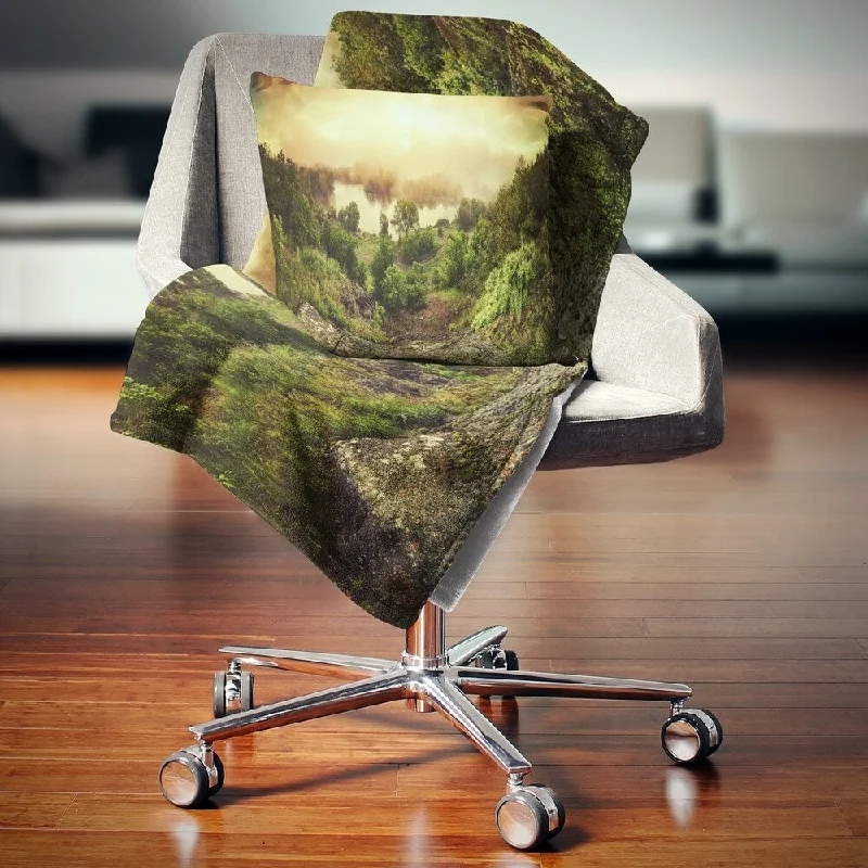 Designart 'Vintage Raising' Landscape Photography Throw Blanket